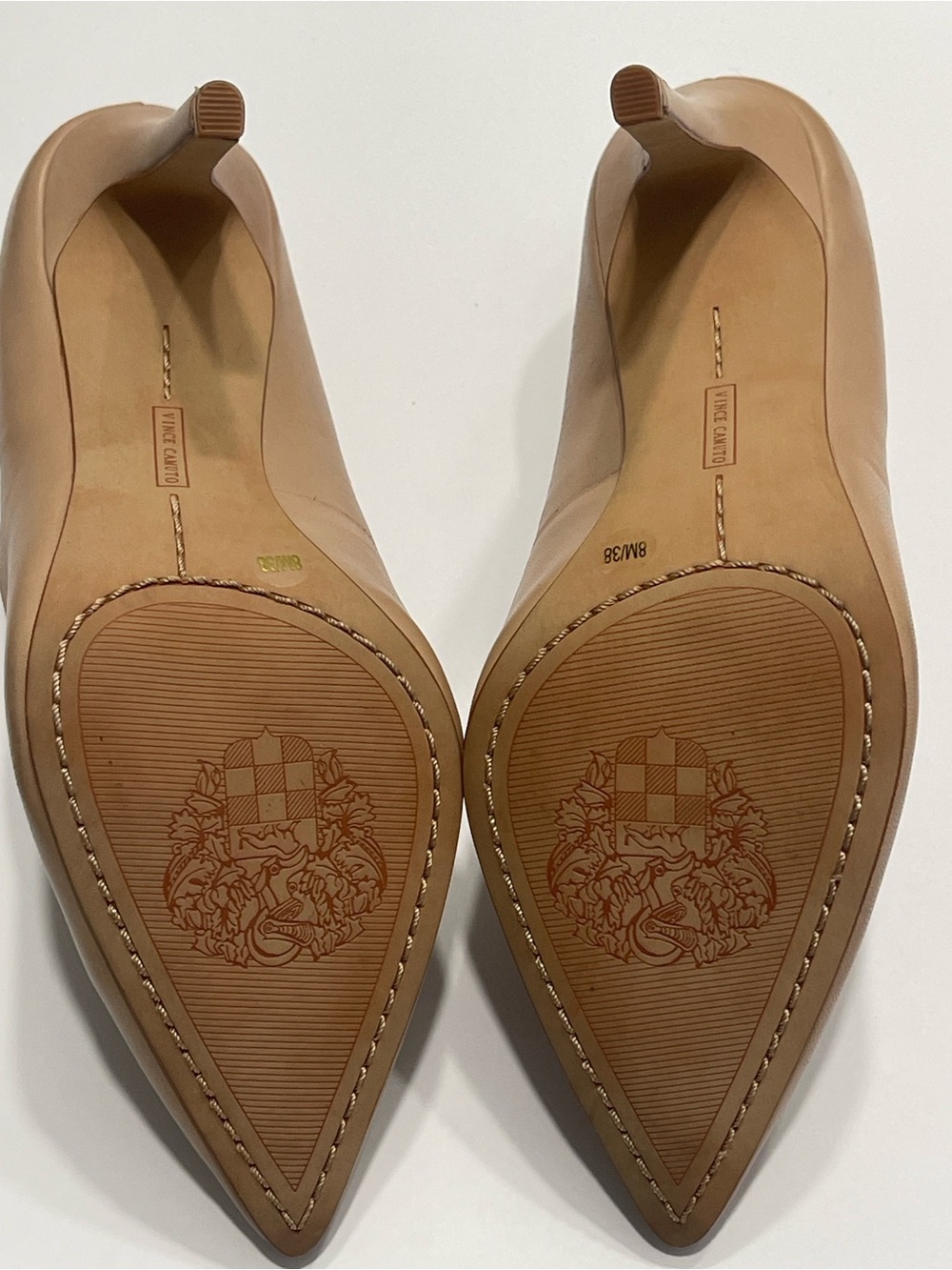 Vince Camuto Beige Pointed-Toe Leather Upper 4 inch Pumps Size 8 - Picture 7 of 13